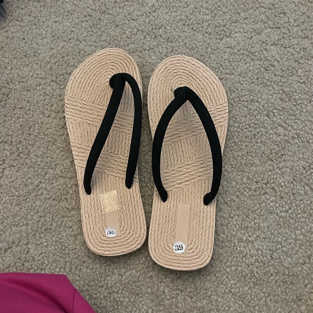 flip flops